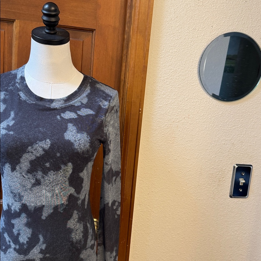 PRICE FIRM NWT rag & bone Yana Printed Mesh LS Tee Patterned Tee Size SP - Picture 5 of 12